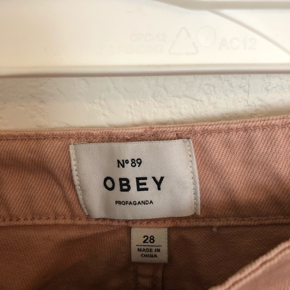 Clothes - Picture 3 of 4